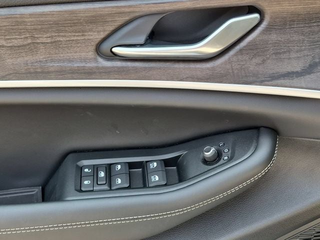 2026 Jeep Grand Cherokee Altitude