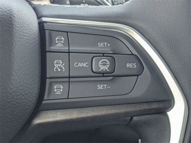 2026 Jeep Grand Cherokee Laredo