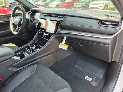 2026 Jeep Grand Cherokee Altitude