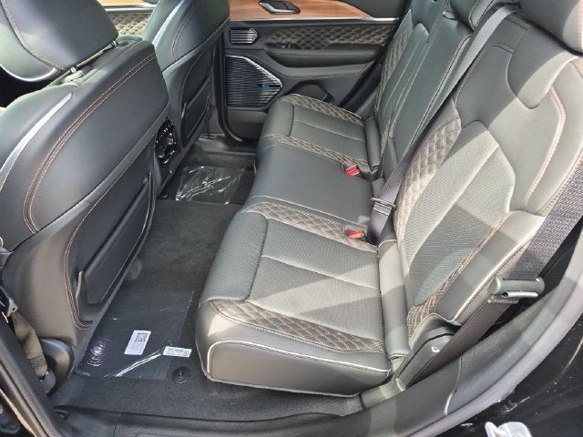 2027 Jeep Grand Cherokee Summit