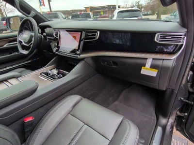 2023 Jeep Grand Wagoneer L Base