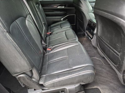 2023 Jeep Wagoneer Base