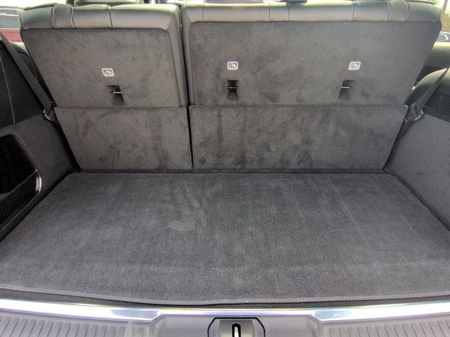 2023 Jeep Grand Wagoneer Base