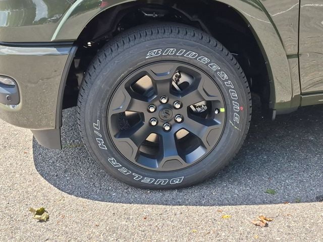 2027 RAM 1500 Big Horn/Lone Star