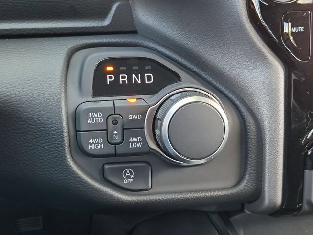 2027 RAM 1500 Big Horn/Lone Star