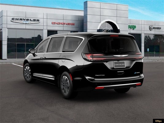 2022 Chrysler Pacifica Hybrid Limited in Woodhaven, MI - Feldman Chrysler Dodge Jeep Ram Auto Group