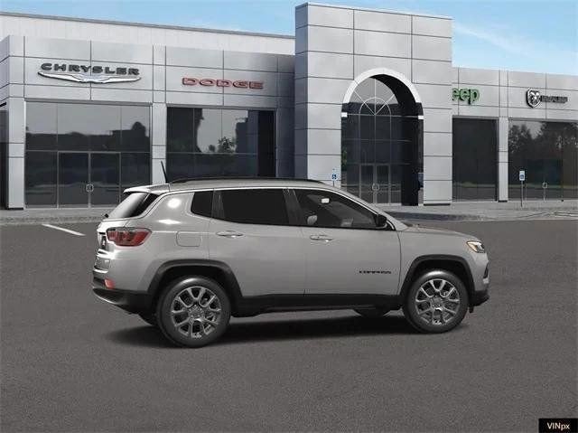 2023 Jeep Compass Latitude Lux