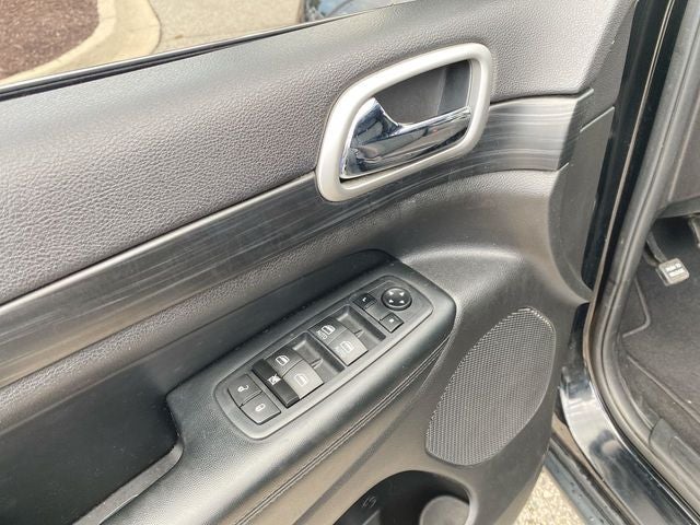2020 Jeep Grand Cherokee Laredo E