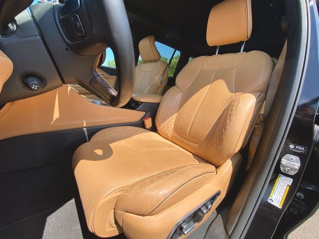 2023 Jeep Grand Cherokee Summit Reserve