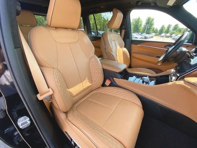 2023 Jeep Grand Cherokee Summit Reserve