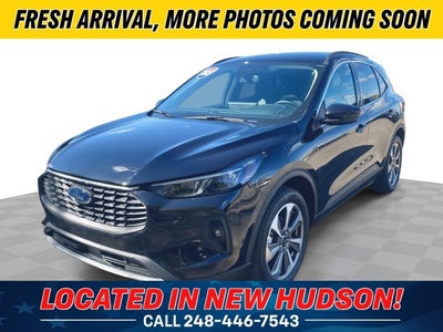 2025 Ford Escape Hybrid Platinum