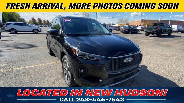 2025 Ford Escape Hybrid Platinum