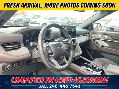 2025 Ford Explorer Platinum