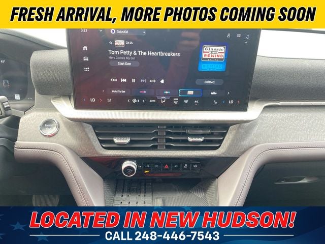 2025 Ford Explorer Platinum