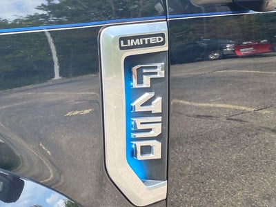 2022 Ford F-450SD Limited DRW