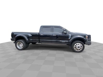 2022 Ford F-450SD Limited DRW