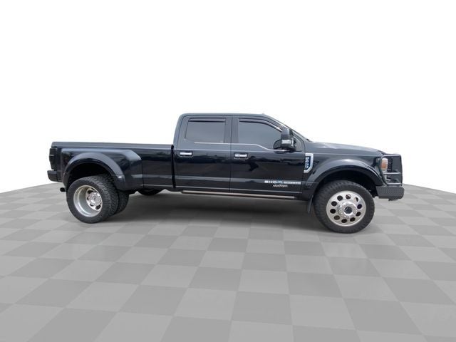 2022 Ford F-450SD Limited DRW