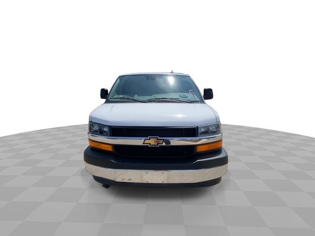 2025 Chevrolet Express 3500 LT Passenger