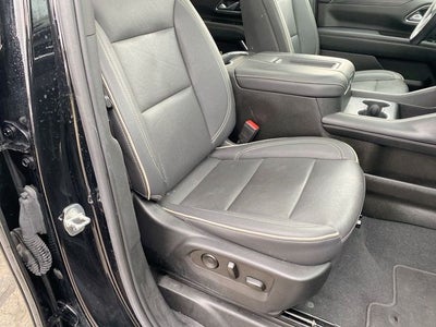 2022 GMC Yukon XL SLT