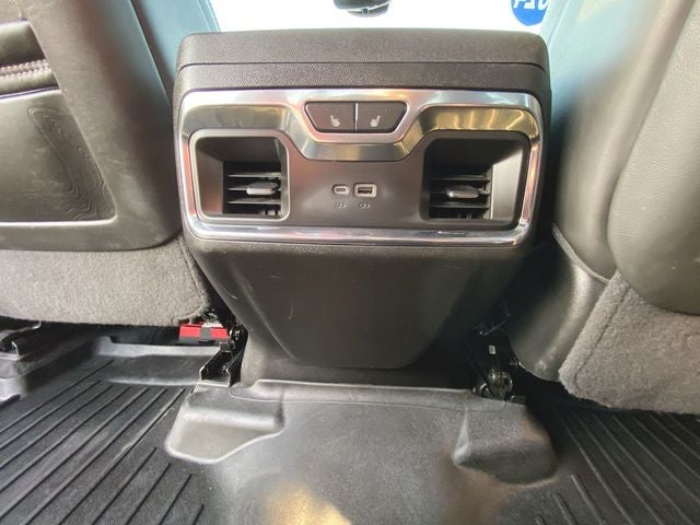 2024 GMC Sierra 3500HD Denali Ultimate