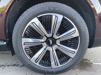 2025 Cadillac ESCALADE IQ Luxury 2