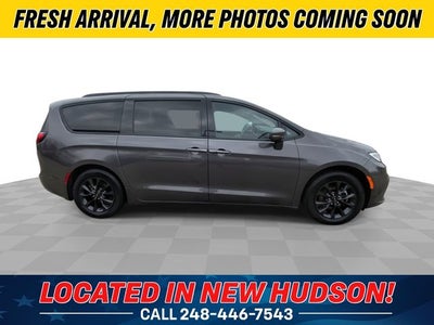 2021 Chrysler Pacifica Touring