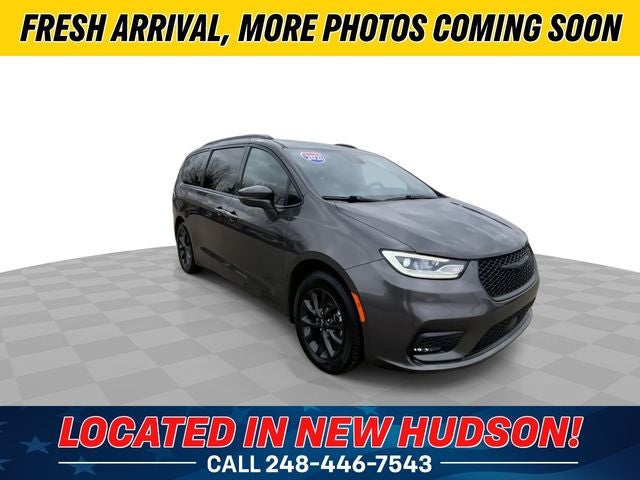 2021 Chrysler Pacifica Touring