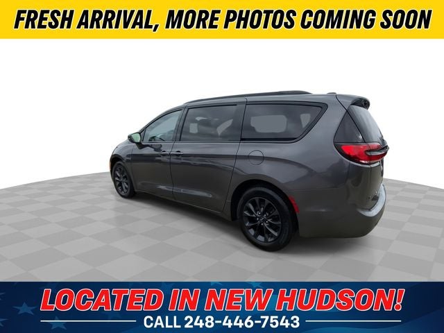 2021 Chrysler Pacifica Touring