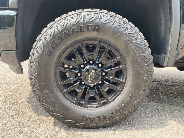 2025 Chevrolet Silverado 2500HD ZR2
