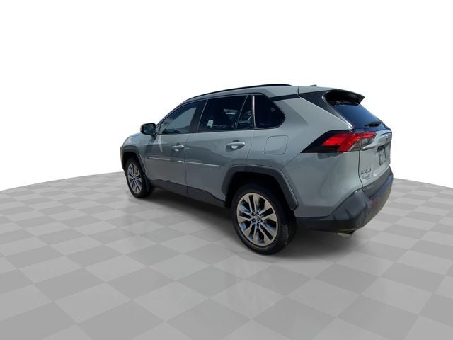 2020 Toyota RAV4 XLE Premium
