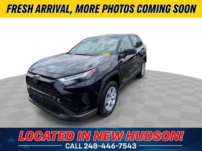 2025 Toyota RAV4 LE
