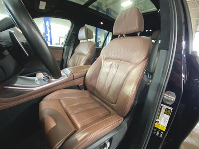 2020 BMW X7 M50i