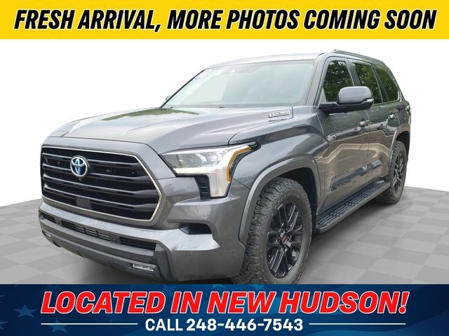 2024 Toyota Sequoia SR5