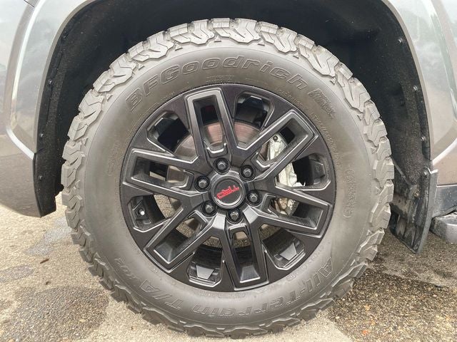 2024 Toyota Sequoia SR5
