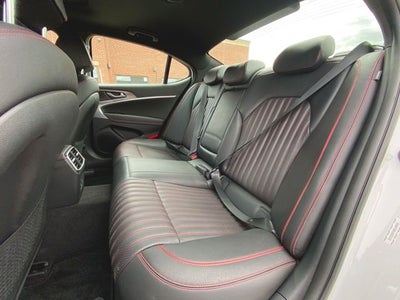 2024 Genesis G70 2.5T