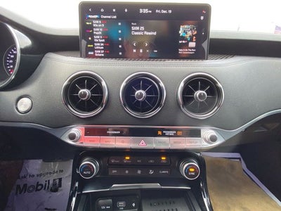 2022 Kia Stinger GT1