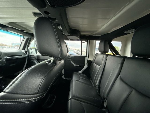 2017 Jeep Wrangler Unlimited Sahara 4x4