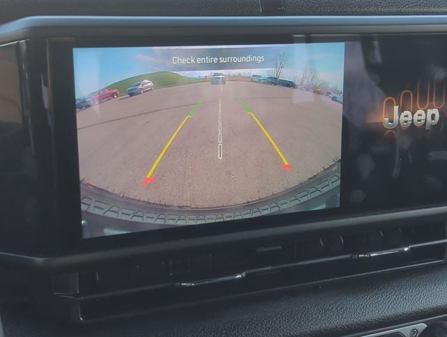 2025 Jeep Wrangler 4-Door Willys 4x4