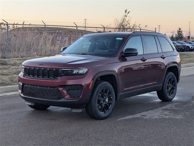 2025 Jeep Grand Cherokee Laredo