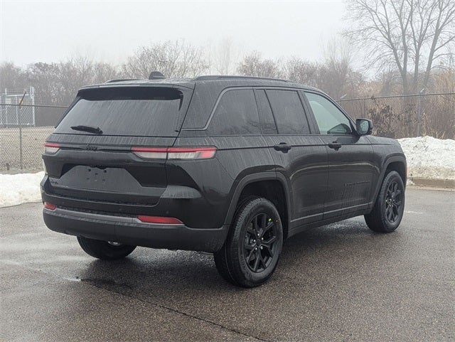 2026 Jeep Grand Cherokee GRAND CHEROKEE LAREDO ALTITUDE 4X4