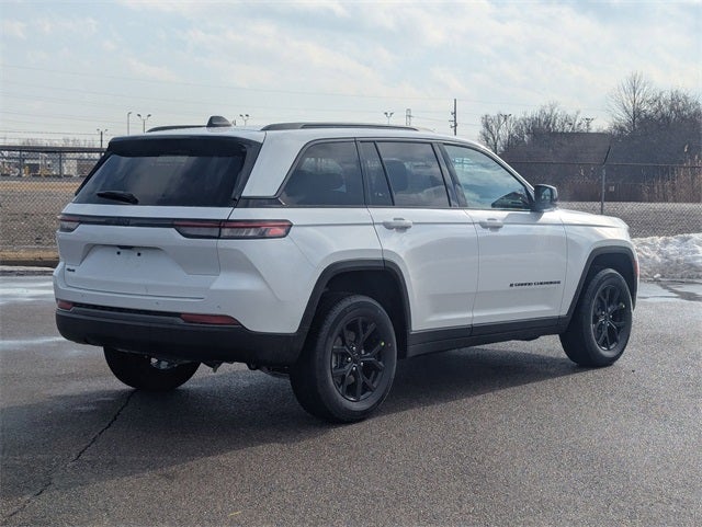 2026 Jeep Grand Cherokee GRAND CHEROKEE LAREDO ALTITUDE 4X4