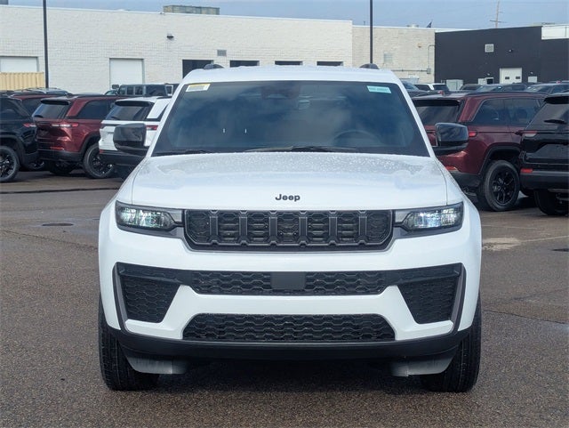 2026 Jeep Grand Cherokee GRAND CHEROKEE LAREDO ALTITUDE 4X4