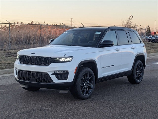 2025 Jeep Grand Cherokee GRAND CHEROKEE LIMITED 4X4