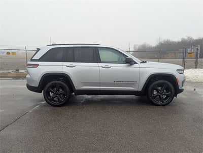 2025 Jeep Grand Cherokee GRAND CHEROKEE LIMITED 4X4