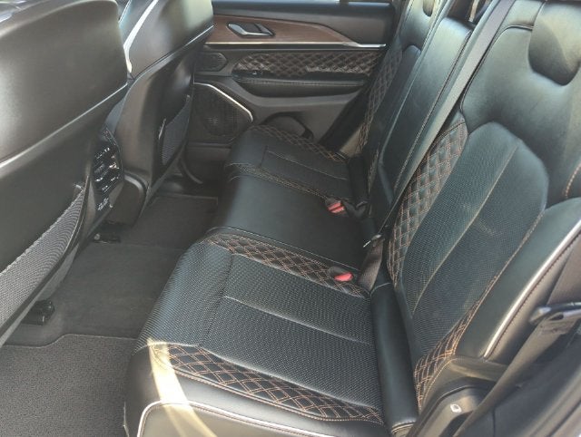 2025 Jeep Grand Cherokee Summit 4x4