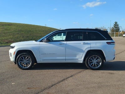 2025 Jeep Grand Cherokee Summit 4x4