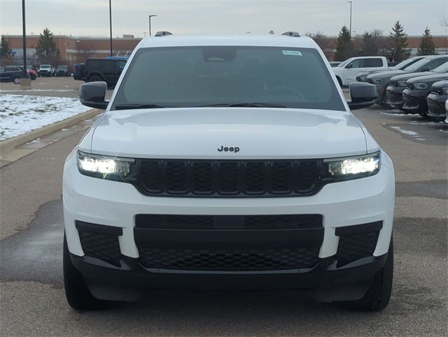 2022 Jeep Grand Cherokee L Altitude 4x4