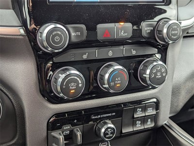 2025 RAM 1500 RAM 1500 BIG HORN CREW CAB 4X4 5'7' BOX