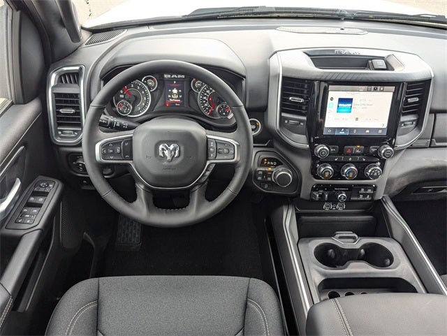 2025 RAM 1500 RAM 1500 BIG HORN CREW CAB 4X4 5'7' BOX