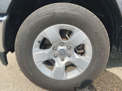 2023 RAM 1500 Big Horn Crew Cab 4x4 5'7' Box